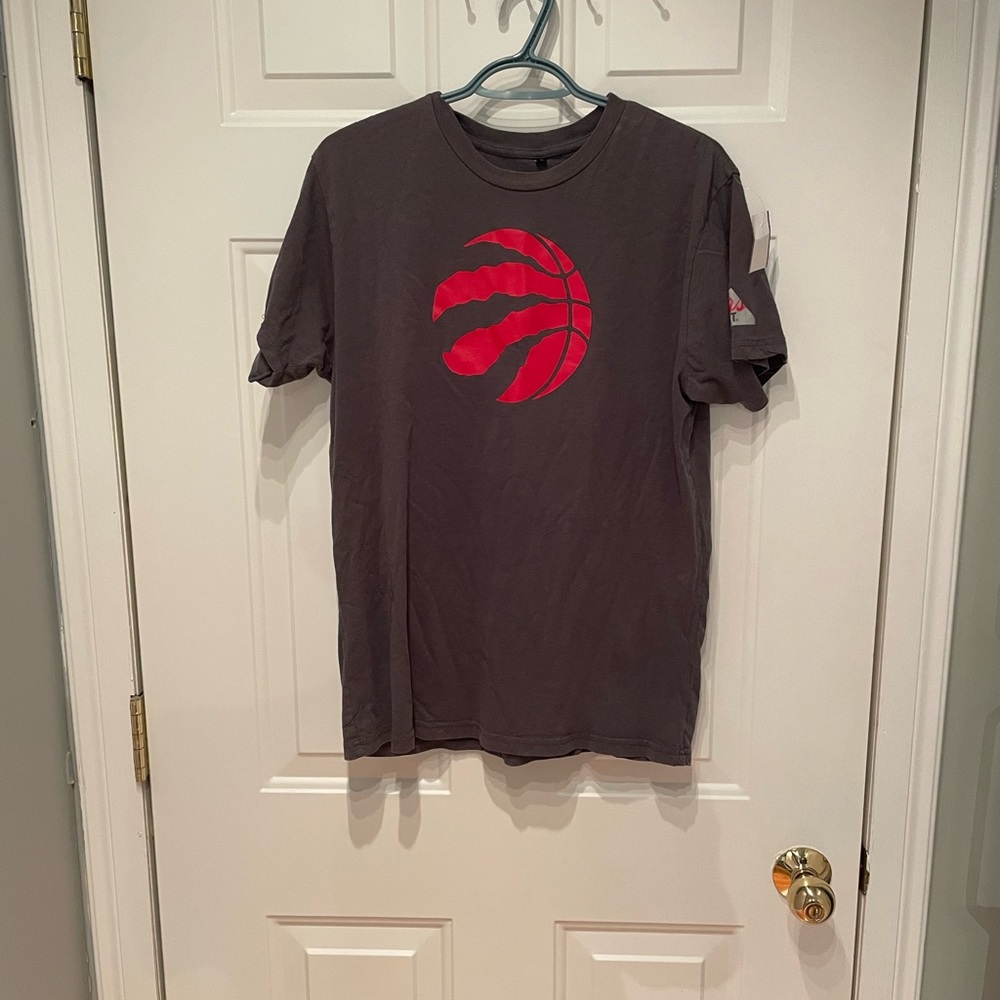 LARGE AUTHENTIC Toronto Raptors T Shirt - COORS LIGHT EDITION